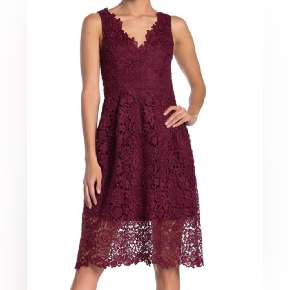 ASTR The Label Red Lace V Neck Dress Size XL